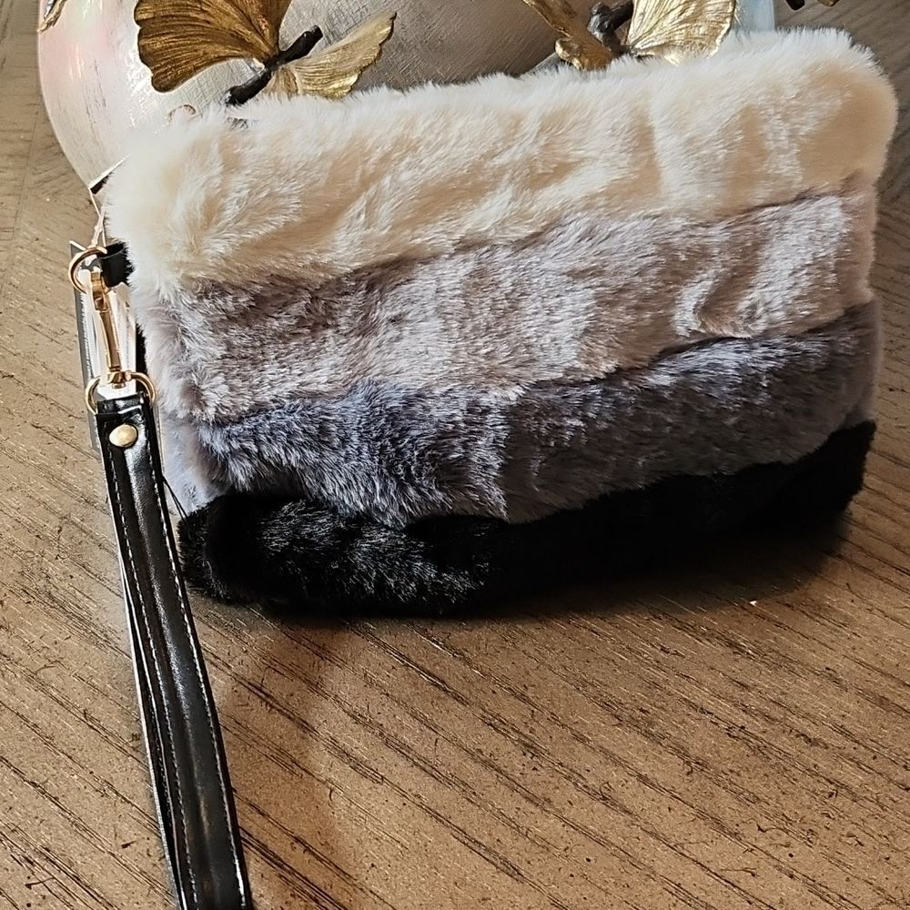 Fuzzy zip up wristlet bag large NWT